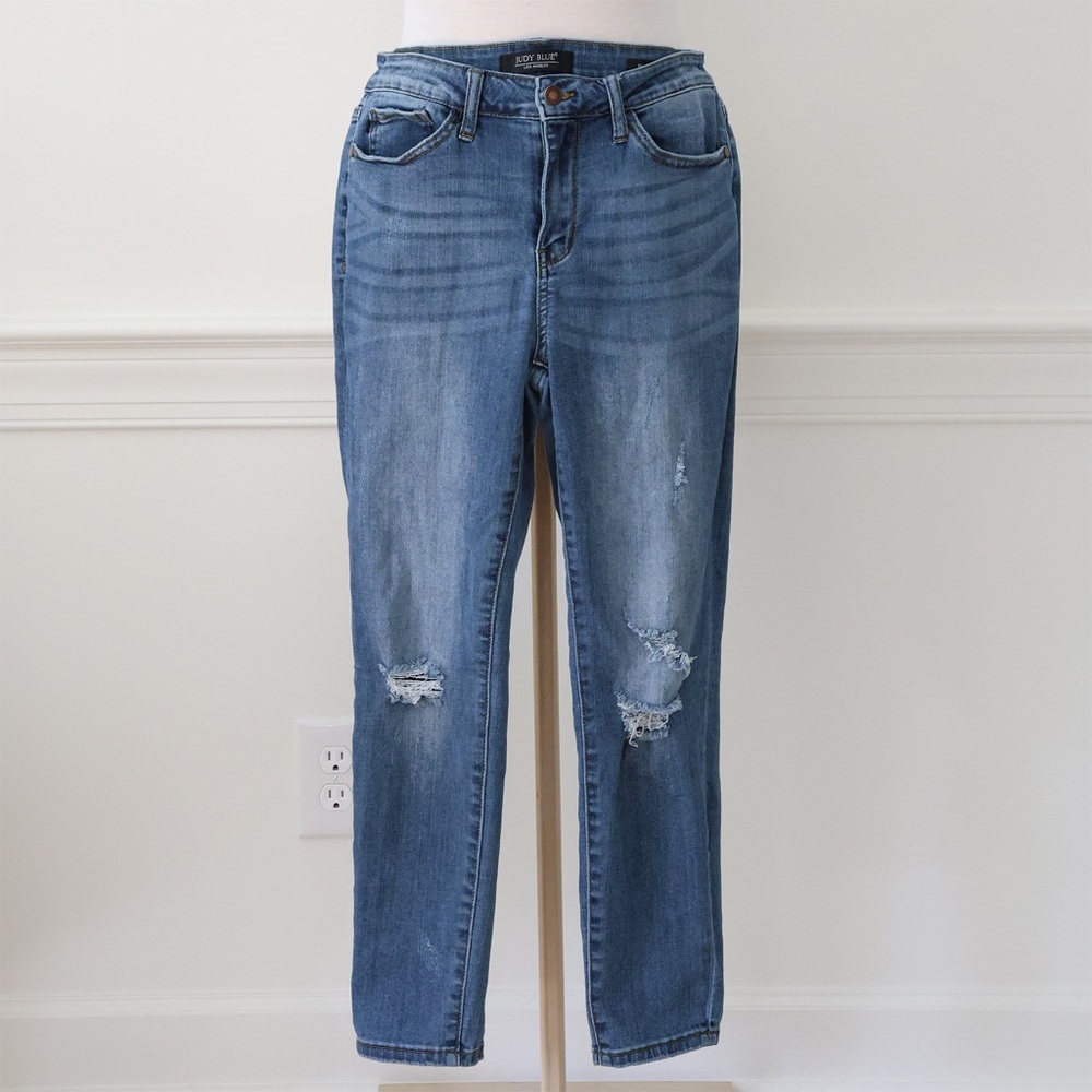 Judy Blue Relaxed Fit Medium Wash Blue Jeans Stretch Distressed Size 31